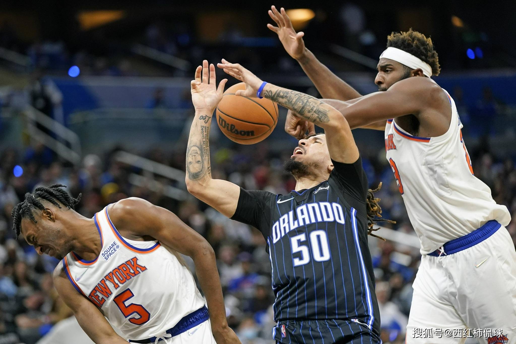 新疆队险胜快船,武切维奇状态火热 新疆队险胜快船,武切维奇状态火热