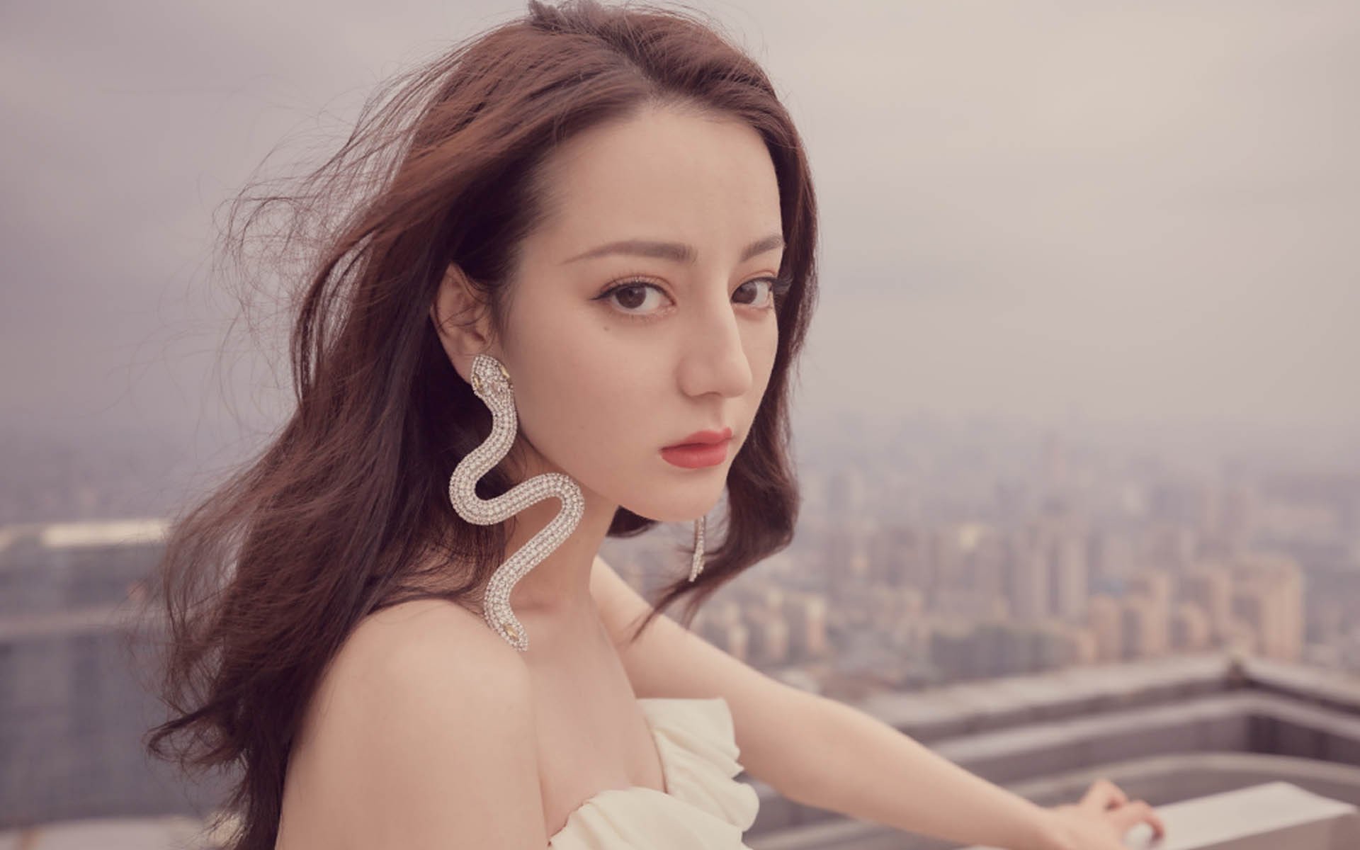 开云体育官网-北极光下的神迹，莱万五球狂潮，瑞典6-0碾压阿联酋，2026世界杯B组唯一性的定义之战